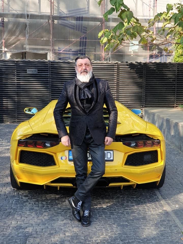 Milionarul român jefuit în Bucureşti dormea cu bijuterii şi un ceas de 300.000 de euro la mână, pe care le-a ascuns sub plapumă înainte să fie legat de hoţi 834880