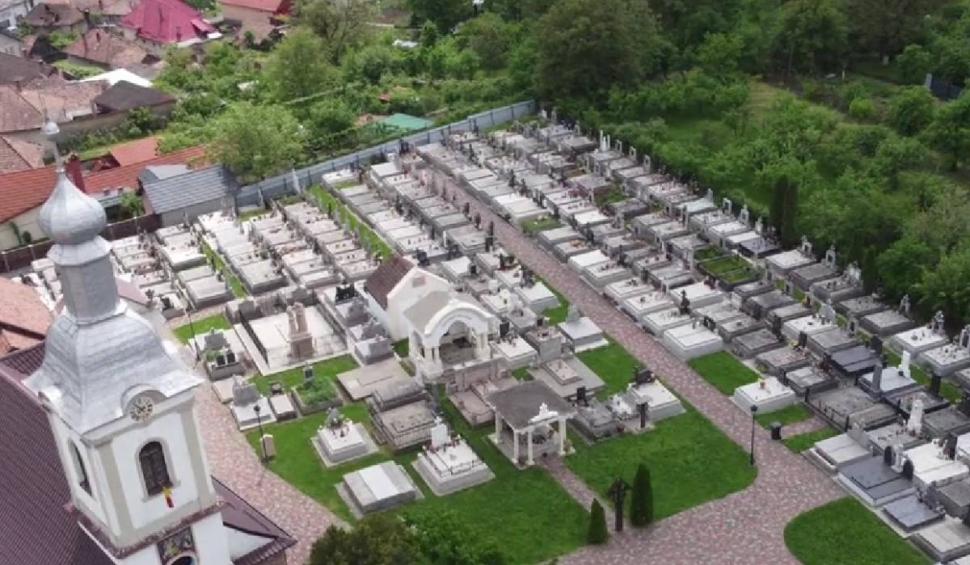 Premieră pentru România! Cum arată cimitirul digitalizat unde vizitatorii pot accesa un cod QR 835171