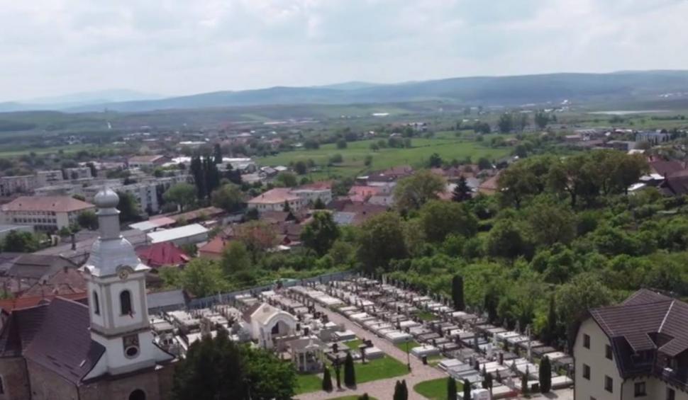 Premieră pentru România! Cum arată cimitirul digitalizat unde vizitatorii pot accesa un cod QR 835175