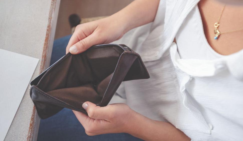 Gestul făcut o româncă, după ce a găsit un portofel cu bani pe stradă, în Italia. "Așa numesc unii karma, nu?" 835107