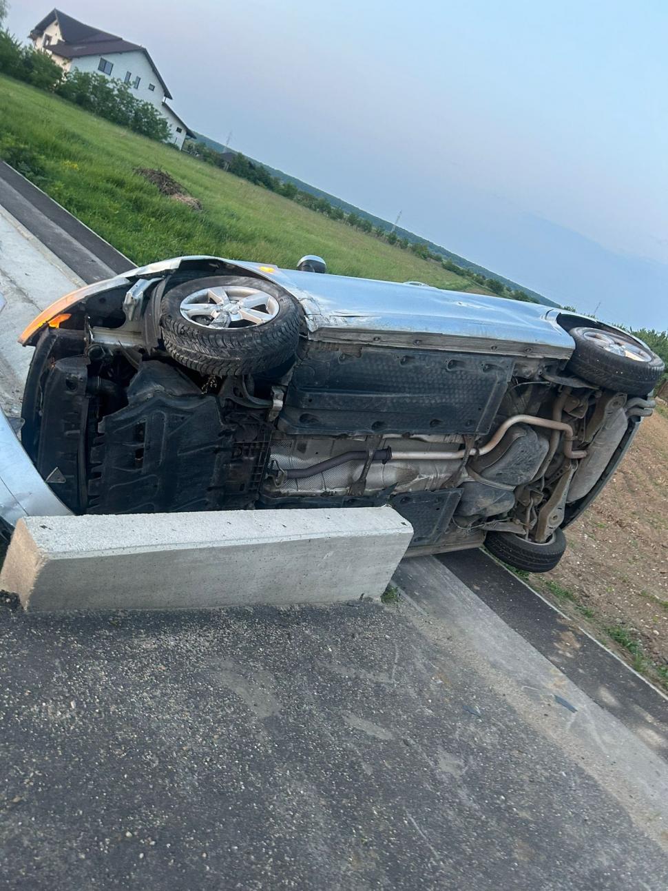 Tânăr jandarm, înger păzitor pentru victimele unui accident în Dâmboviţa: "Totul s-a petrecut într-o secundă" 835103