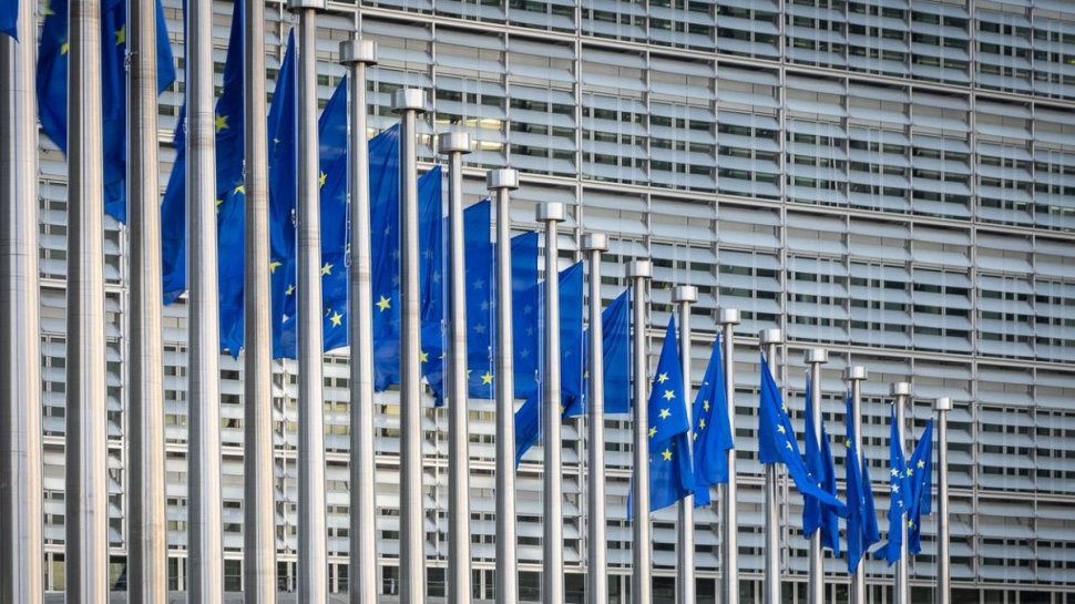 Condițiile Comisiei Europene pentru eliminarea plafonului la pensii în România