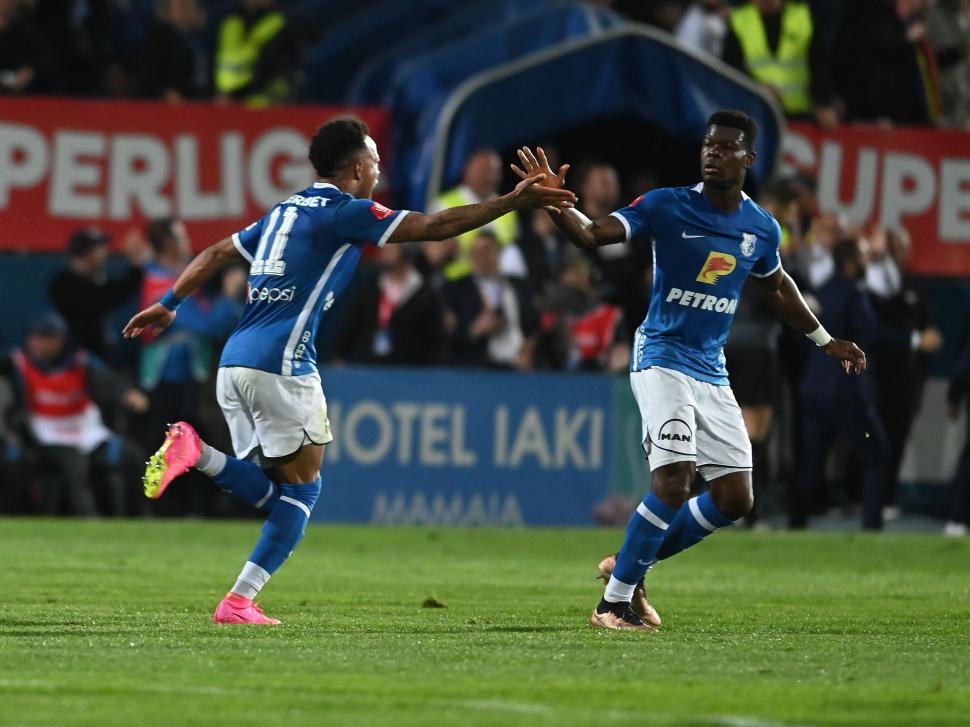 Farul Constanța este noua campioană a României la fotbal! Echipa lui Hagi a câștigat meciul cu FCSB 835489