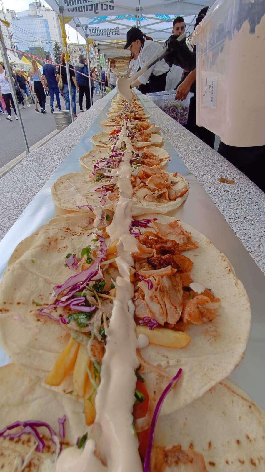 Imagini cu shaorma gigant, surpriza culinară la Zilele Municipiului Ploiești 2023 835473