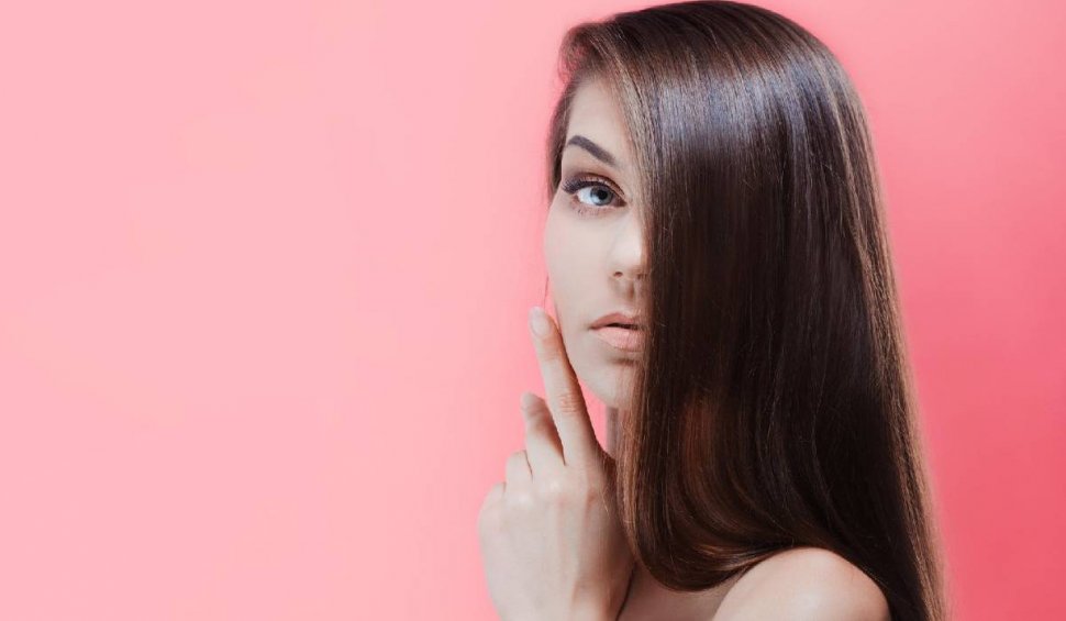 Secretele unui păr sănătos și strălucitor, dezvăluite de un dermatolog. Obiceiuri la care trebuie să renunțe toate femeile