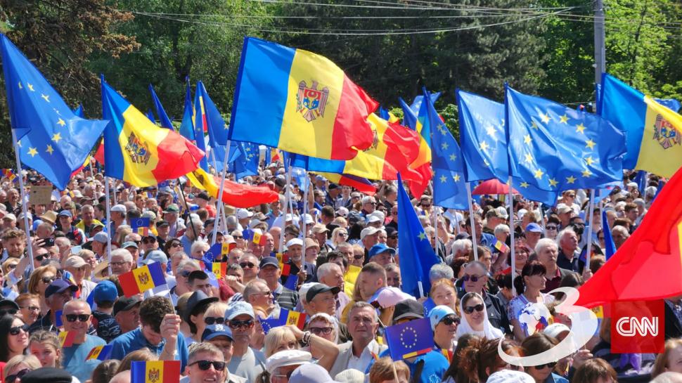 Zeci de mii de oameni la mitingul pro-european din Chișinău. Președintele PE, Roberta Metsola, a scandat cu mulțimea: Solidaritate! 835395