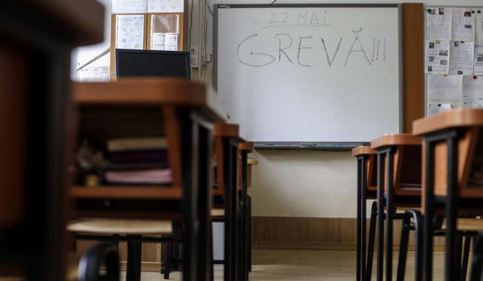 Cât costă majorările de salarii cerute de profesori și când va înceta greva generală 835523