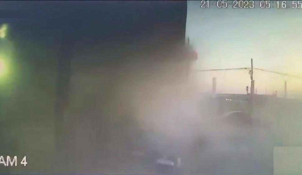 Momentul exploziei din staţia de alimentare cu gaz din Pantelimon, unde un bărbat a murit pe loc 835570