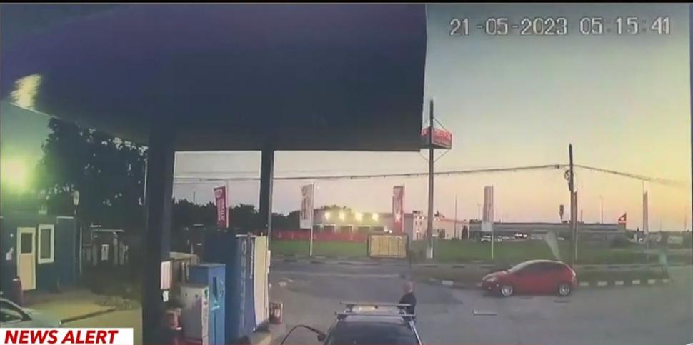 Momentul exploziei din staţia de alimentare cu gaz din Pantelimon, unde un bărbat a murit pe loc 835587