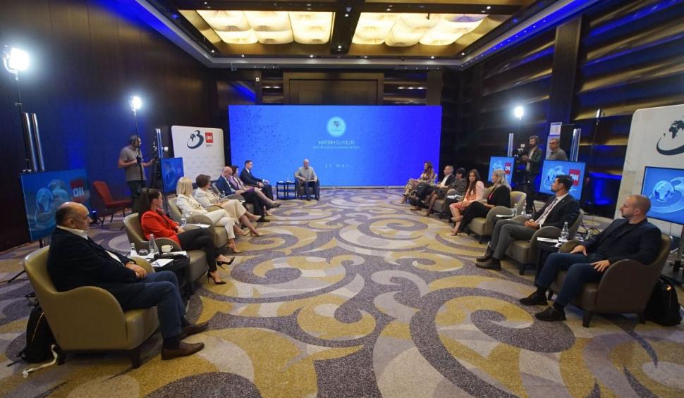 Conferinţa Naţională "Învăţăm cu folos, lecţii de suces în educaţie din Ilfov" | România Inteligentă 836237