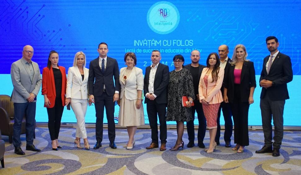 Conferinţa Naţională "Învăţăm cu folos, lecţii de suces în educaţie din Ilfov" | România Inteligentă 836246