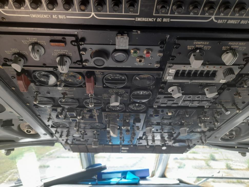 Un avion de pasageri, scos la licitație de ANAF. Preţul de pornire e incredibil de mic 836332