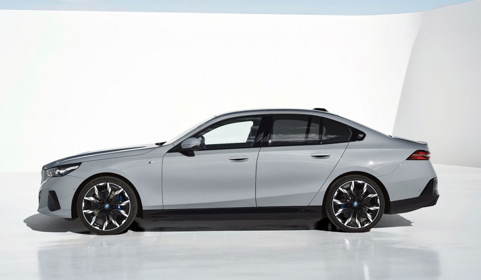 A mai apus o eră! În noul BMW Seria 5, șoferii pot semnaliza schimbarea benzii folosind doar privirea
