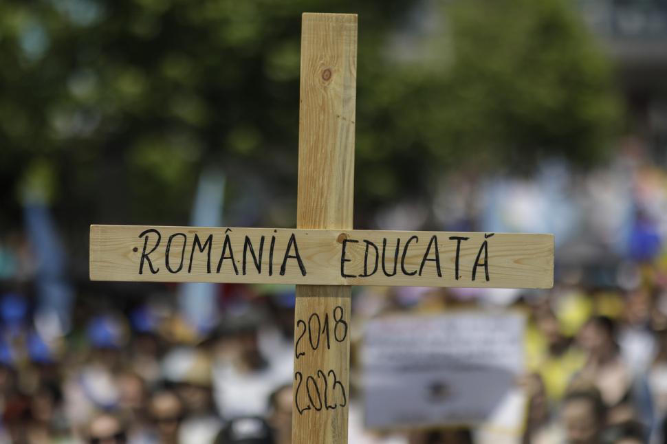 20.000 de profesori, la cel mai mare protest din ultimii ani, în Bucureşti | Iohannis, discuţii cu o delegaţie a  protestatarilor la Palatul Cotroceni 837189