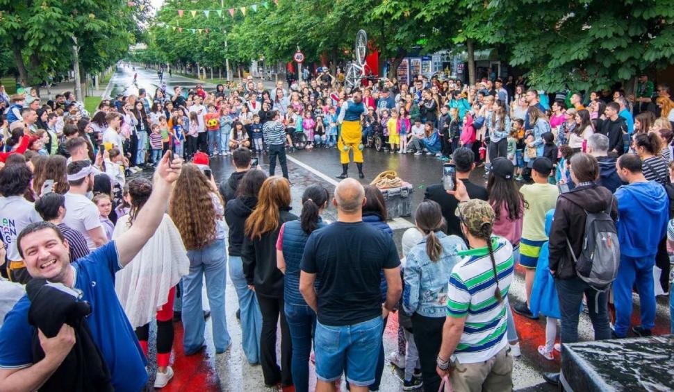 Peste 10.000 de participanți la cel mai mare festival stradal din Buzău – Antante Buzău 2023 837117
