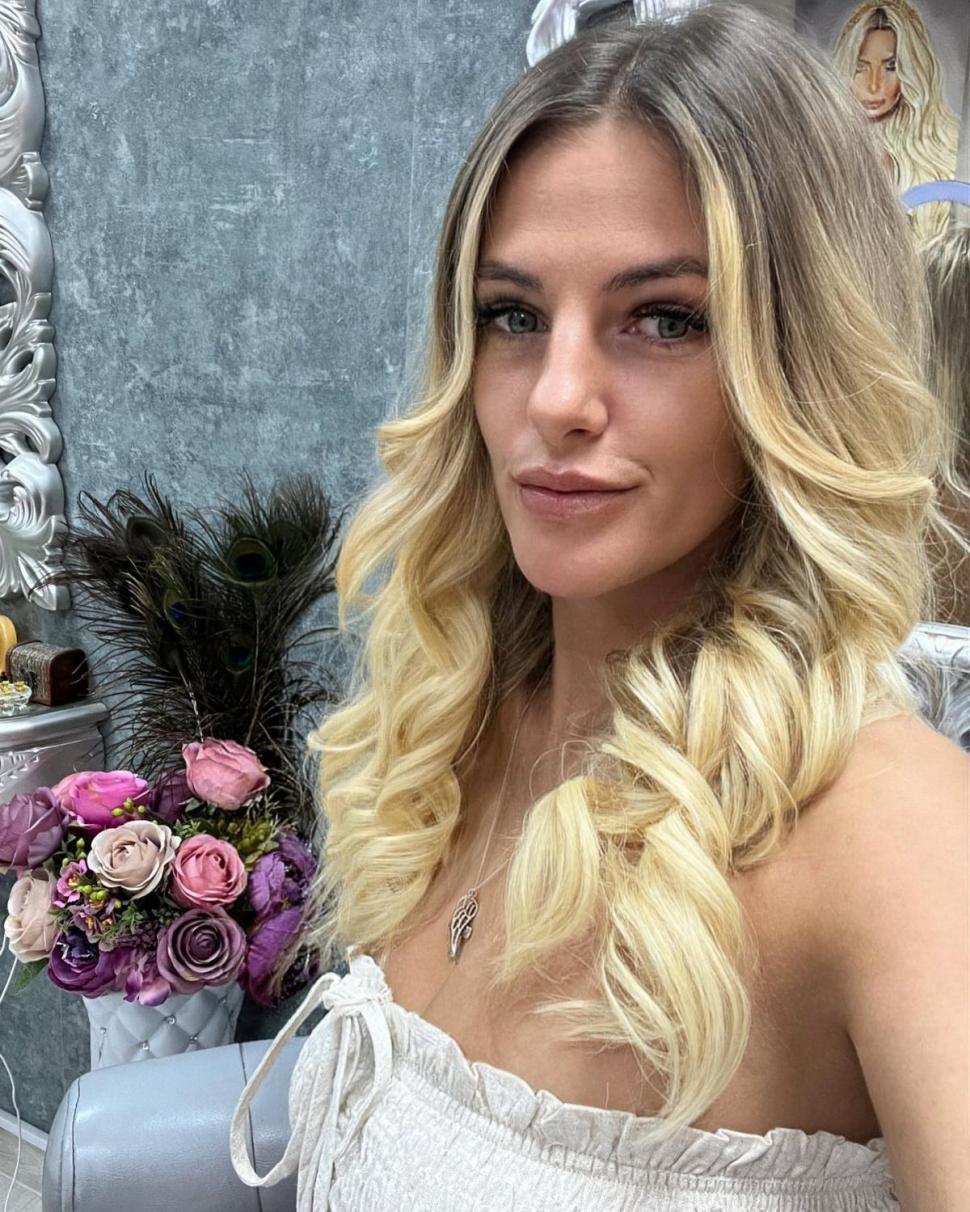 O influenceriță sprijină greviştii: "Părinții mei, profesori, au avut credite pe care le-am închis eu făcând Tiktok". Povestea Ştefaniei Costache 837049