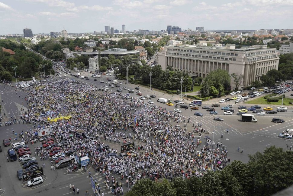 România se revoltă! Şase mari domenii amenință Guvernul cu greve | Programul protestelor