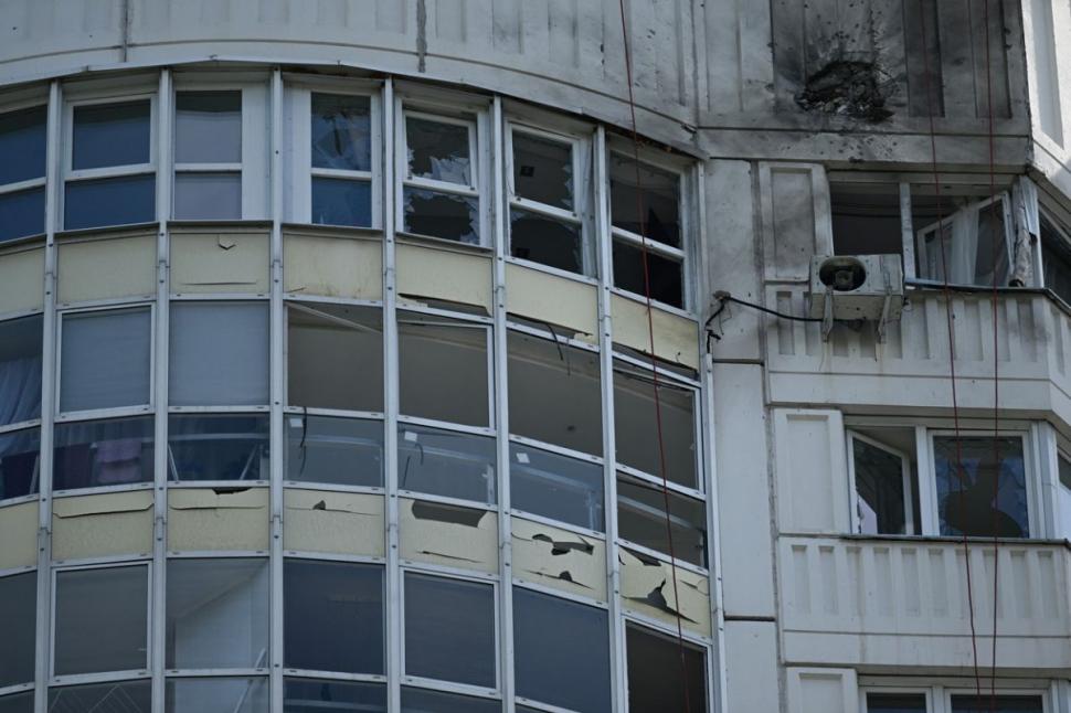 "Urmărim cu plăcere!" | Reacția Ucrainei după atacul cu drone de la Moscova | Radu Tudor: "I-a trezit pe o parte dintre ruși" 837081