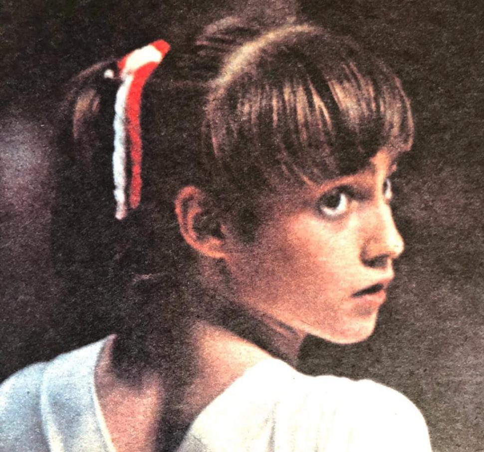 Cum arată acum Dylan, fiul Nadiei Comăneci | Tânărul s-a fotografiat alături de iubita sa şi de părinţi 837333