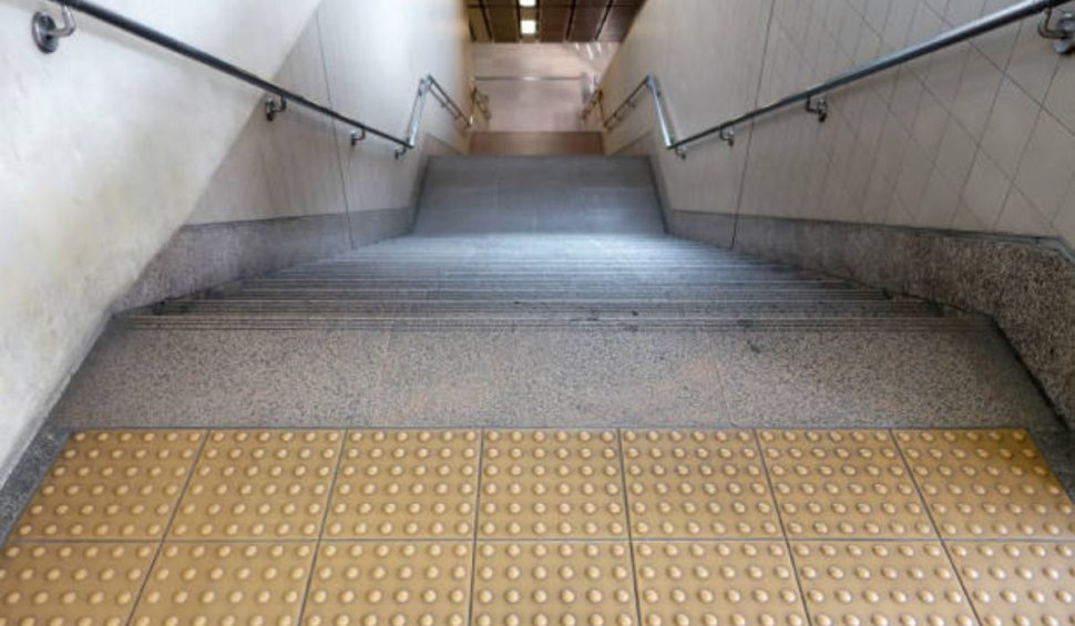 Stația de metrou Piața Iancului a fost accesibilizată pentru persoane cu deficiențe de vedere