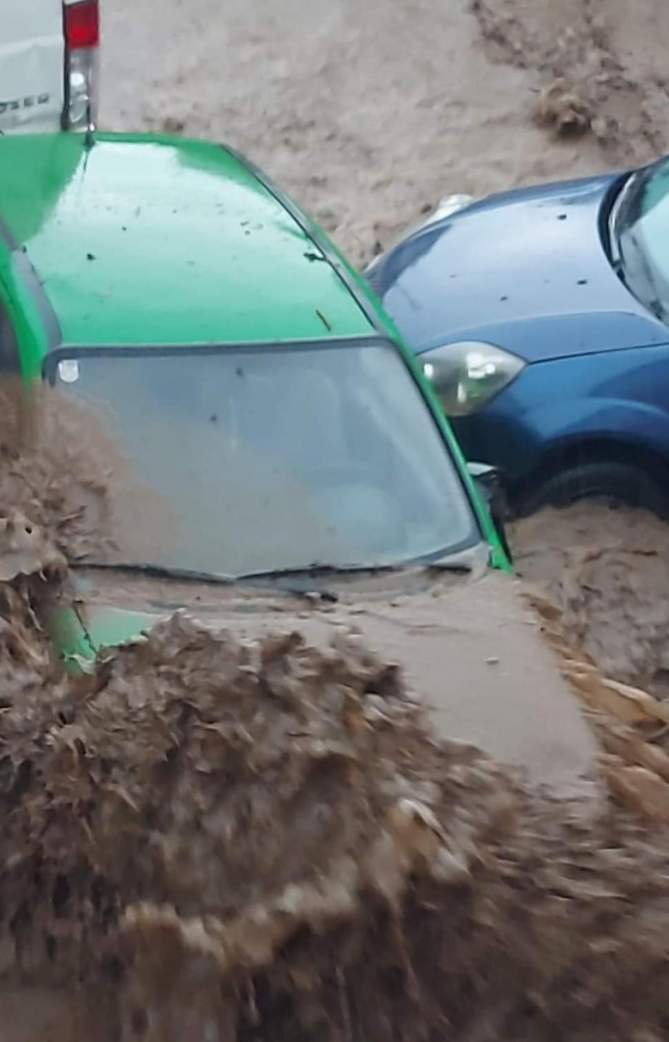 Alertă hidrologică! Pericol de inundații pe zeci de râuri din mai multe judeţe din ţară | Zonele vizate 837589