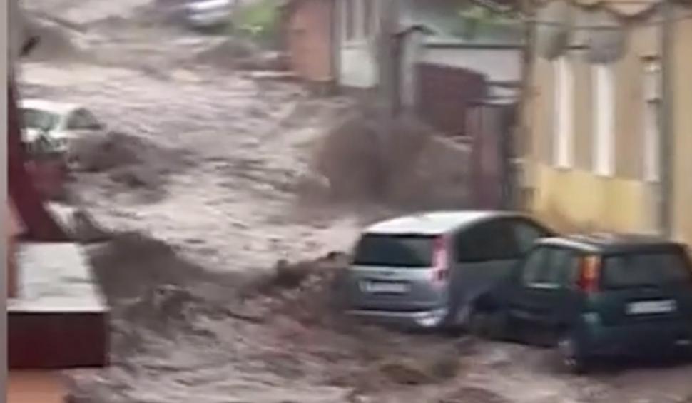 Alertă hidrologică! Pericol de inundații pe zeci de râuri din mai multe judeţe din ţară | Zonele vizate 837591