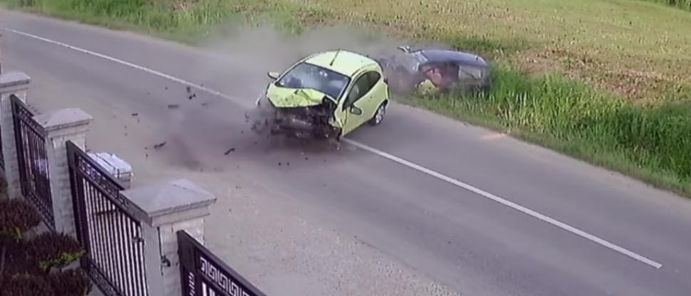 Copil în comă, după un teribil accident filmat de o cameră de supraveghere, în Oradea 837515