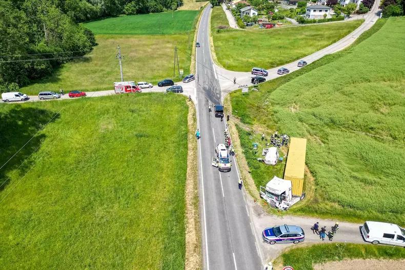 Curier român mort într-un accident teribil pe o şosea din Austria | Imagini cu impactul devastator 837630