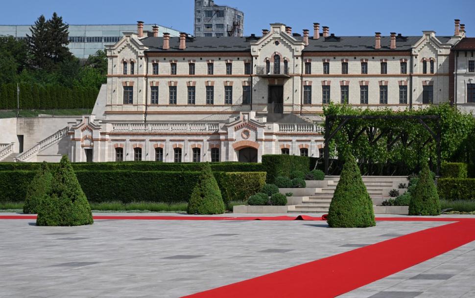 Summitul CPE 2023 de la Bulboaca | Klaus Iohannis şi Volodimir Zelenski, declaraţie comună cu privire la integrarea euroatlantică a Ucrainei 837487