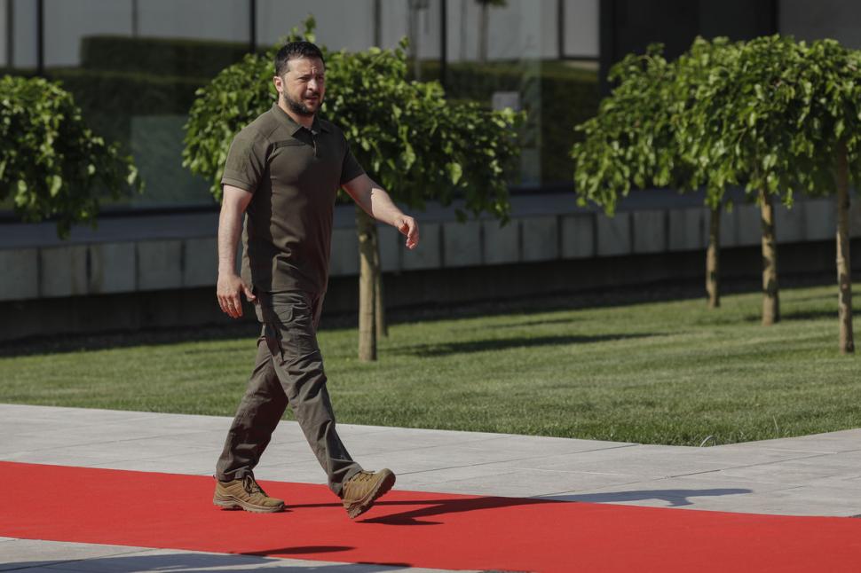 Summitul CPE 2023 de la Bulboaca | Klaus Iohannis şi Volodimir Zelenski, declaraţie comună cu privire la integrarea euroatlantică a Ucrainei 837529