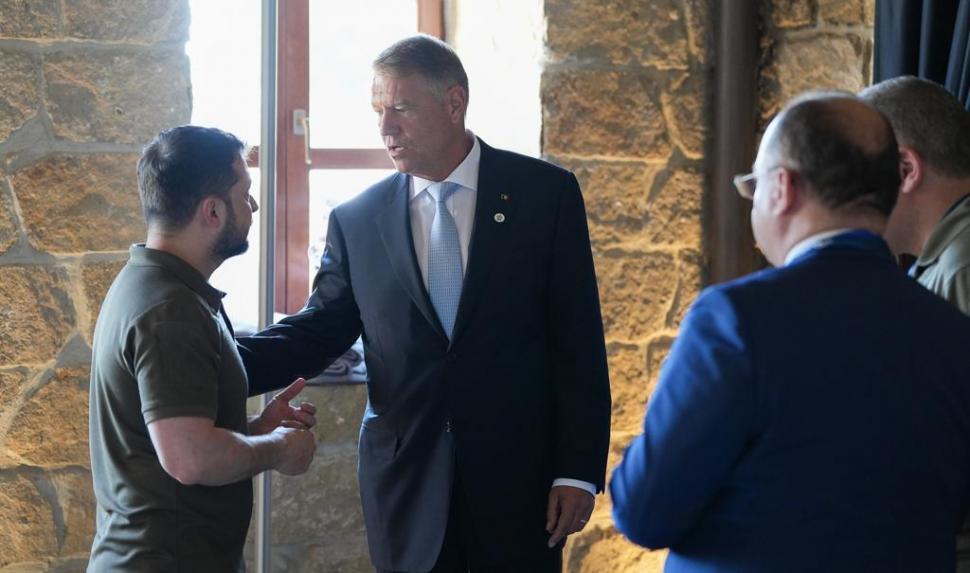 Summitul CPE 2023 de la Bulboaca | Klaus Iohannis şi Volodimir Zelenski, declaraţie comună cu privire la integrarea euroatlantică a Ucrainei 837649