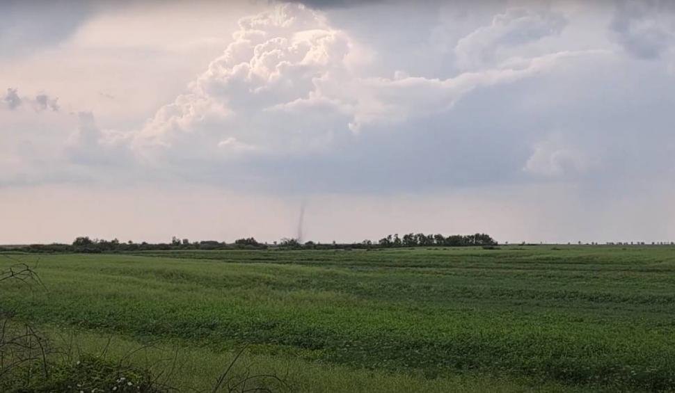 Fenomen uluitor pe cer, în Arad: "E tot mai groasă, tot mai groasă" 837895