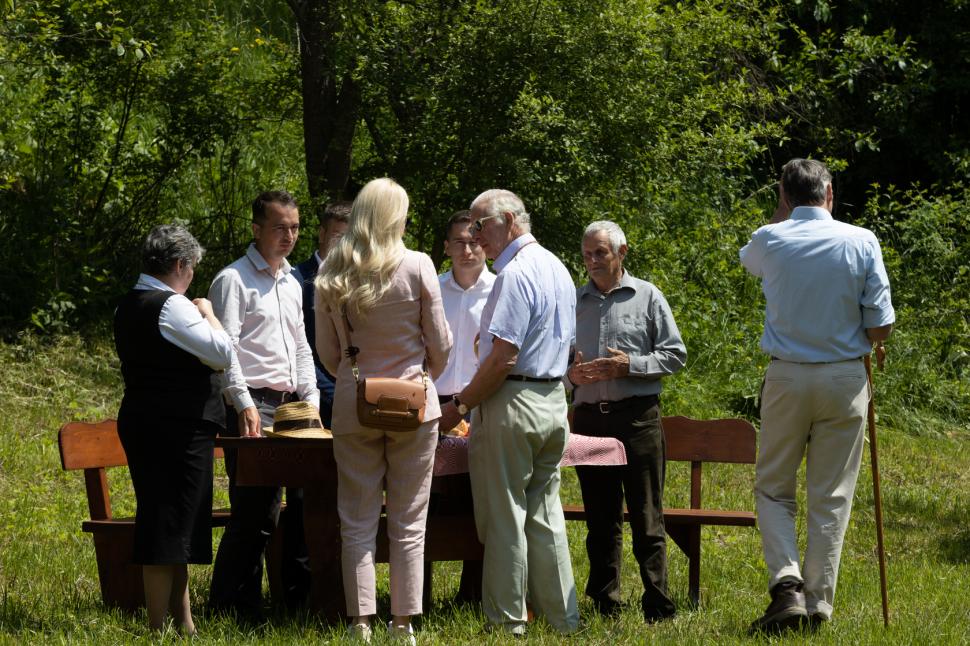 Primele imagini cu Regele Charles al III-lea la picnicul de la Valea Zălanului 838024