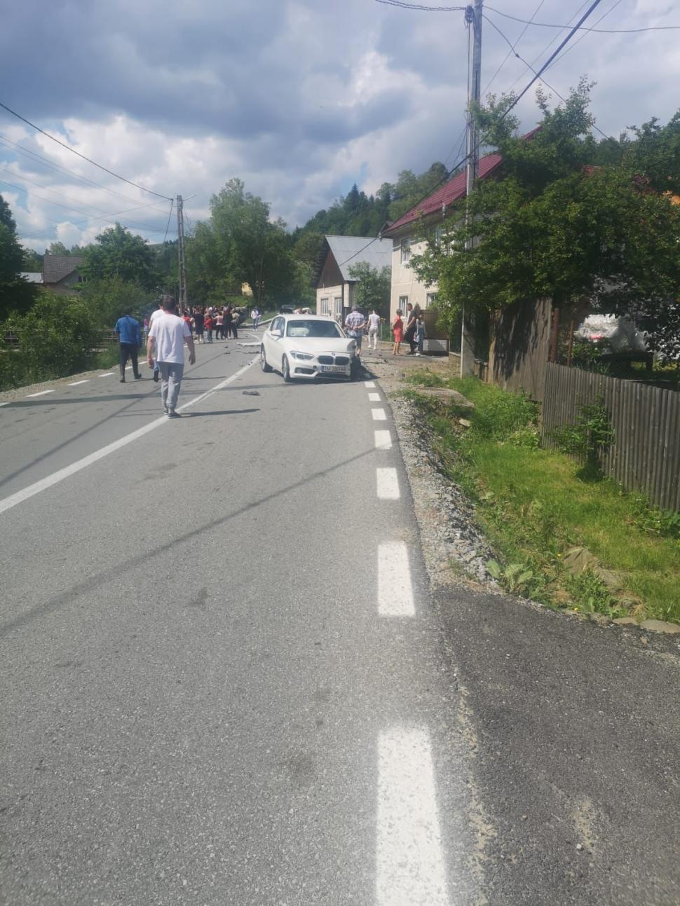 Val de accidente pe şoselele din ţară | 20 persoane rănite în Bistriţa, Vâlcea, Caraş-Severin şi Maramureş 838207