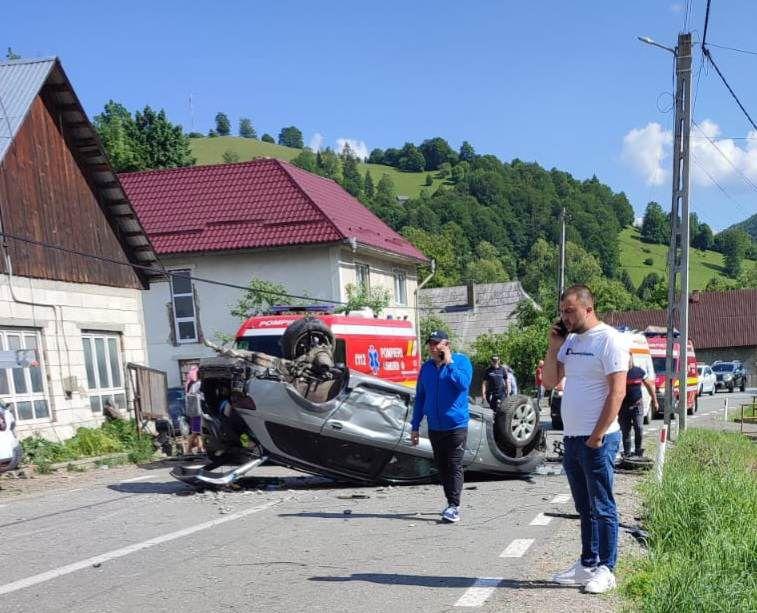 Val de accidente pe şoselele din ţară | 20 persoane rănite în Bistriţa, Vâlcea, Caraş-Severin şi Maramureş 838211