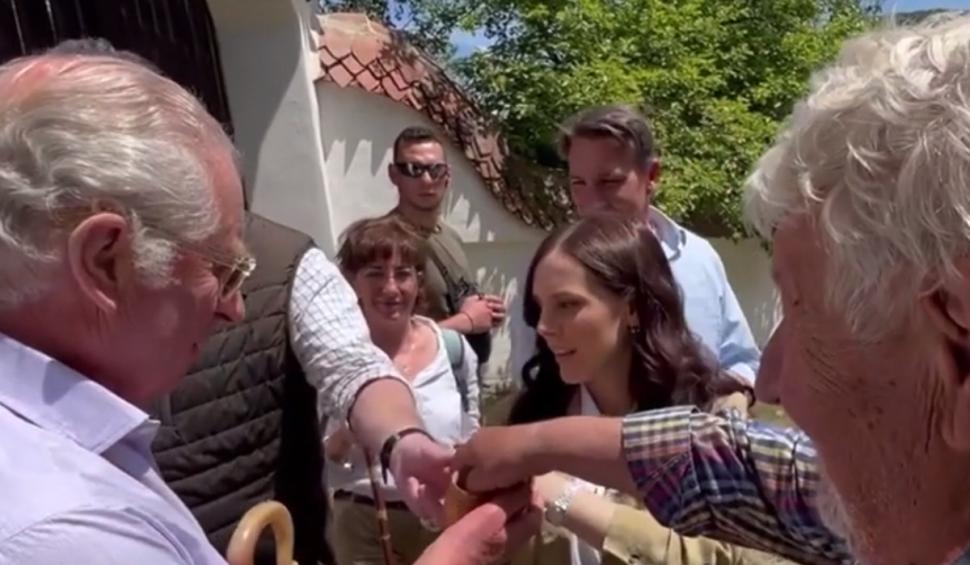 Noi imagini cu Regele Charles al III-lea la Valea Zălanului | Ce cadouri a primit de la localnici 838406