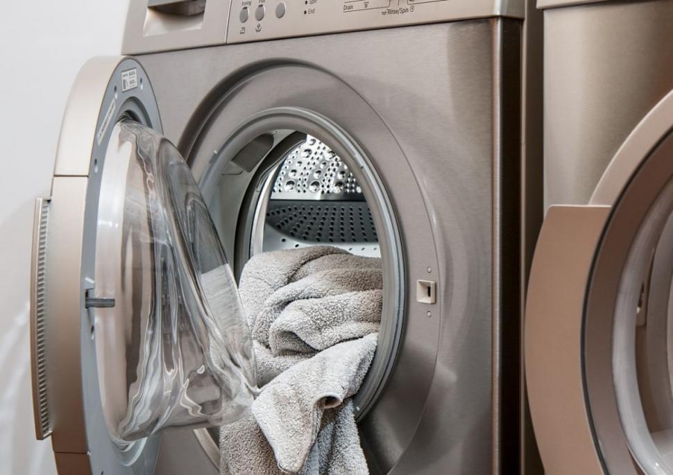 Metoda prin care scapi uşor de electrocasnicele vechi şi iei şi bani. Şeful InfoCons, anunţ pentru români 838746