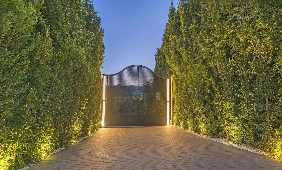 Primele imagini cu locuința cumpărată de Jennifer Lopez și Ben Affleck. A costat peste 60 de milioane de dolari 838348