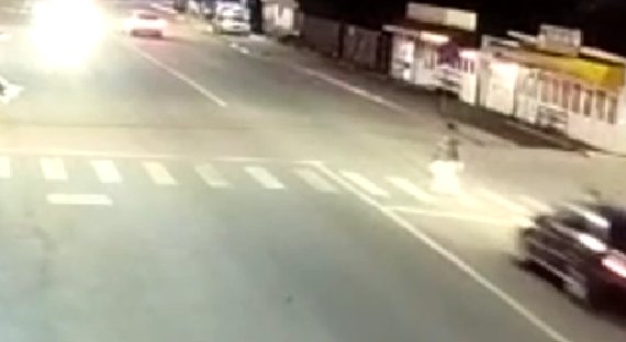 O femeie din Pitești a fost lovită pe trecerea de pietoni de un șofer cu o alcoolemie uriaşă