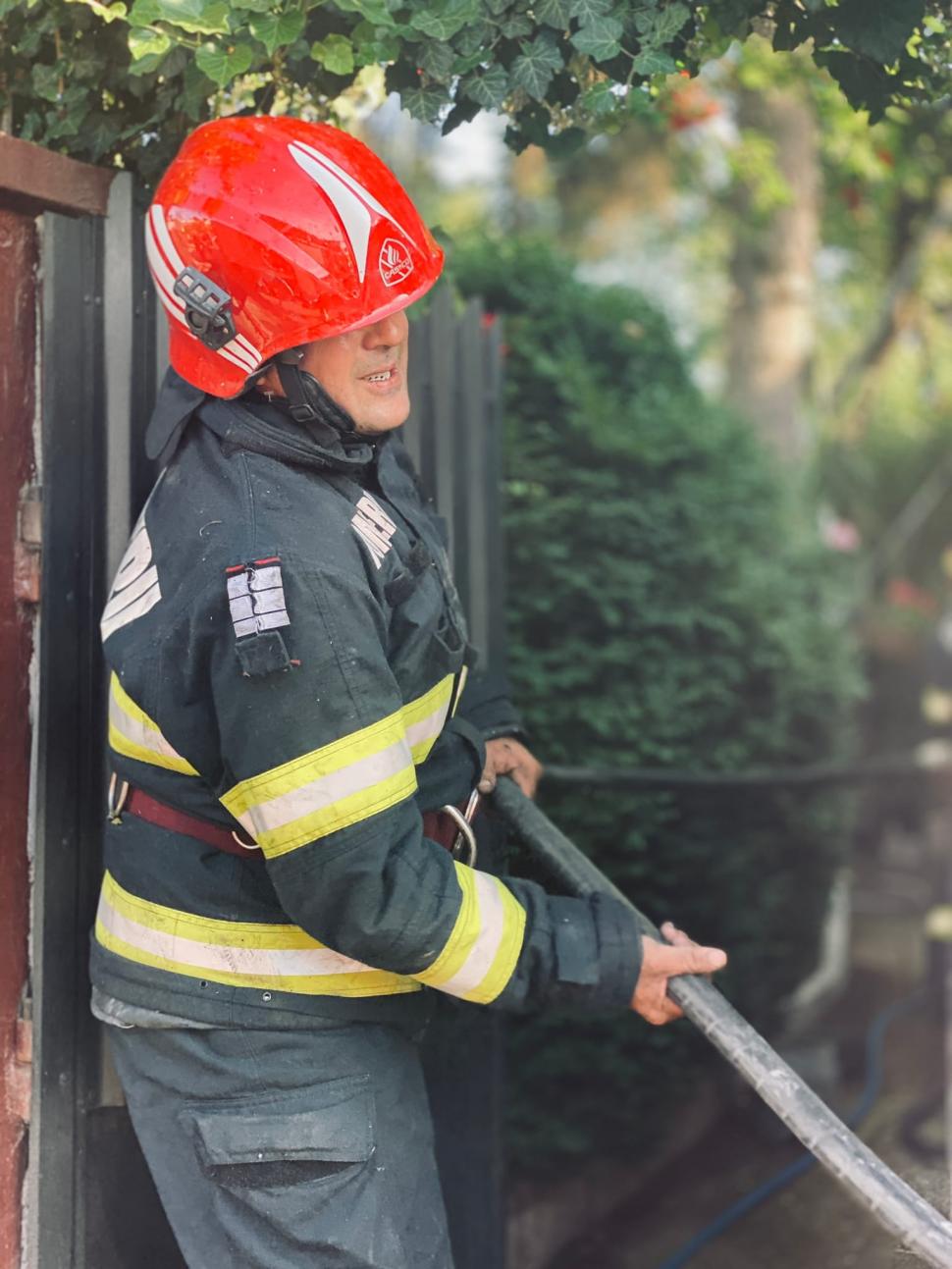 Incendiu uriaş în Giurgiu. Trei case au ars de la un scurtcircuit 839209