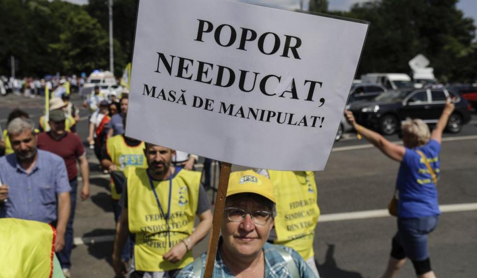 Decizia luată de Ministerul Educaţiei care îi va afecta pe profesorii aflaţi în grevă 839286