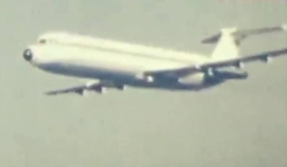 Cum arată primul avion de pasageri, cu reacție, construit în România. A fost folosit de companii aviatice în Orient, Asia și Africa 839389