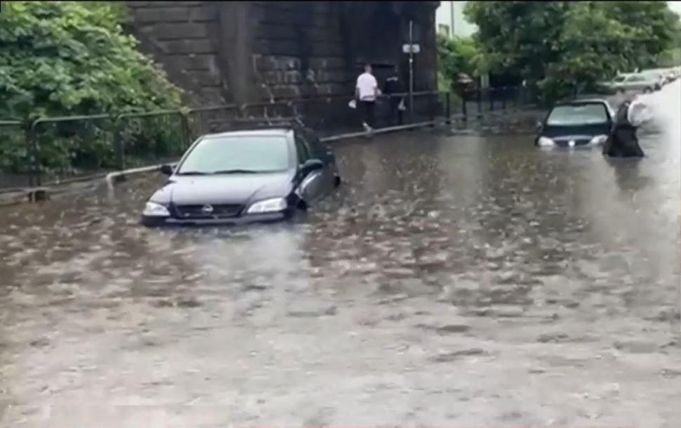 Un nou ciclon mediteranean în România. "Mi se pare catastrofal. Pare a fi uragan, nu ploaie" 839455