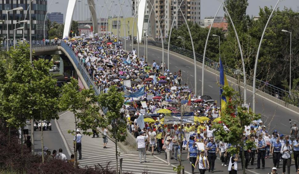 Şcolile rămân închise şi luni. Sindicaliştii nu cedează: "Mâine este grevă, să fie clar" 839661