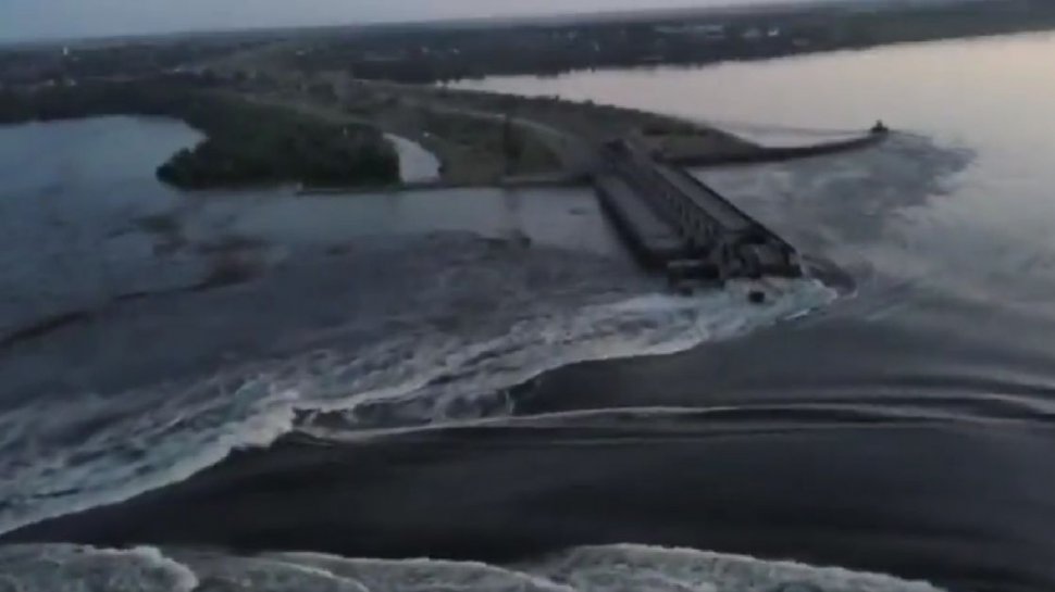 Marea Neagră devine focar? Cât de mare e riscul de boli după ruperea barajului din Ucraina | Anunțul autorităților de la București