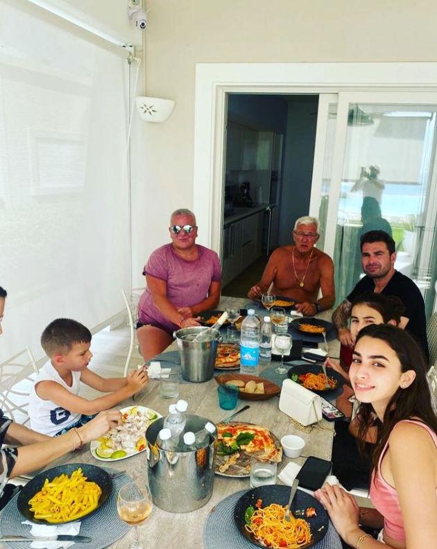 Cum arată fiica de 17 ani a lui Adrian Mutu. Tânăra este de o frumusețe răpitoare 840295