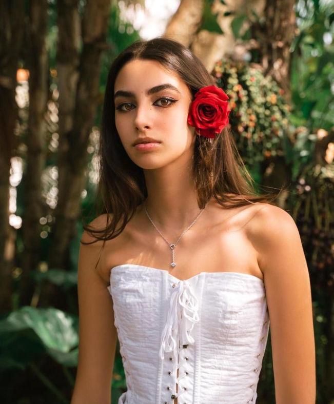 Cum arată fiica de 17 ani a lui Adrian Mutu. Tânăra este de o frumusețe răpitoare 840296