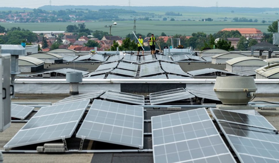 Casa Verde Fotovoltaice 2023. Bugetul pentru regiunea Sud Muntenia a fost epuizat în 4 minute