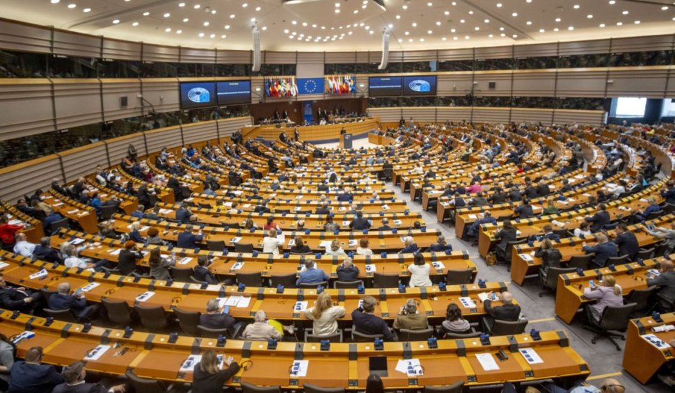 Parlamentul European cere NATO să deschidă ușa pentru aderarea Ucrainei