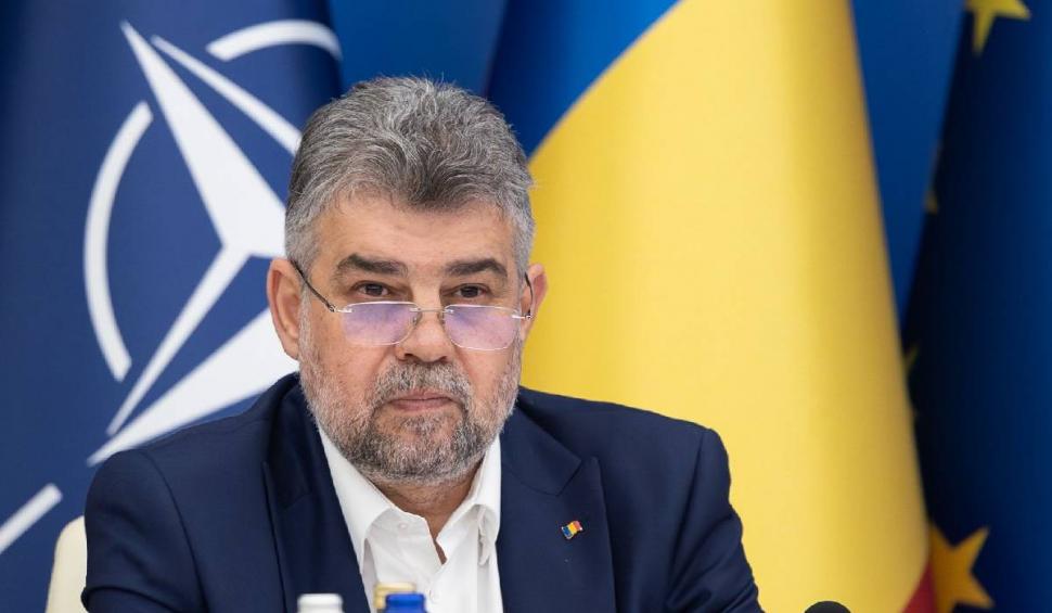 Recunoşti băieţelul simpatic din imagine? | Azi este unul dintre cele mai importante nume din România 840534